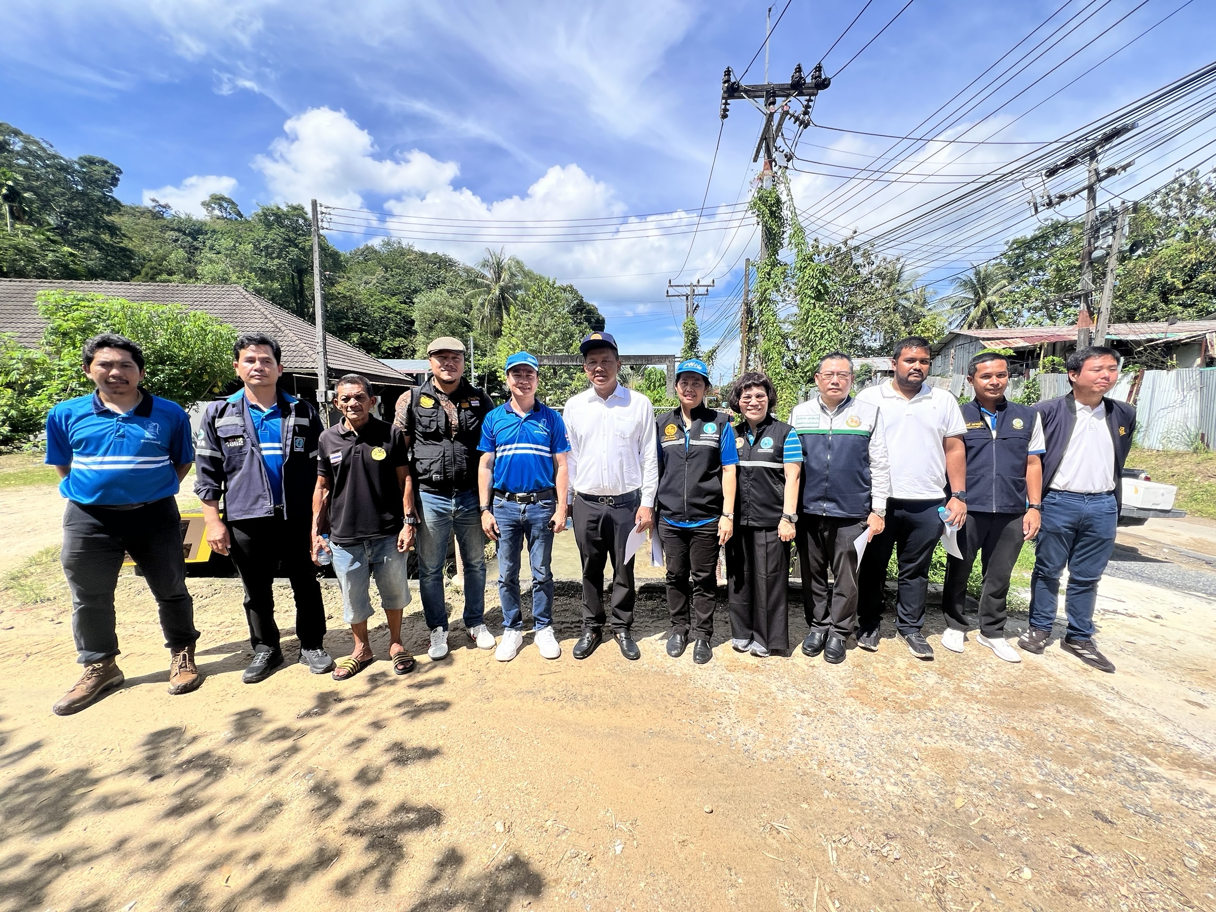 กปภ.สาขาภูเก็ต จับมือจังหวัดลงพื้นที่เชิงรุก เตรียมติดตั้งเครื่องผลิตน้ำประปาเคลื่อนที่ เพิ่มน้ำต้นทุนบริการประชาชน