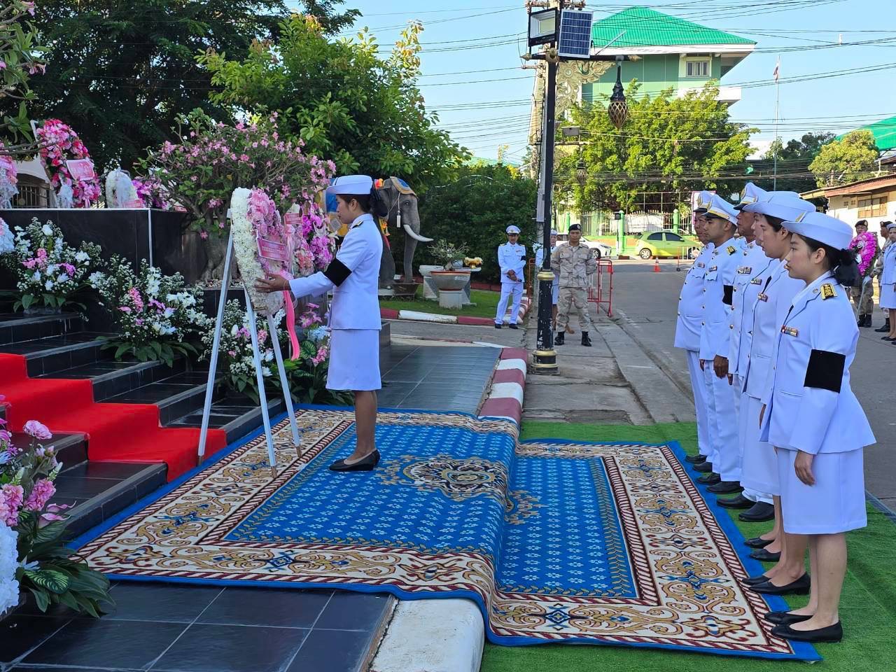 ไฟล์แนบ กปภ.สาขาพิษณุโลก เข้าร่วมพิธีวางพวงมาลาเพื่อน้อมรำลึก เนื่องในวันคล้ายวันสวรรคตของพระบาทสมเด็จพระจุลจอมเกล้าเจ้าอยู่หัว
