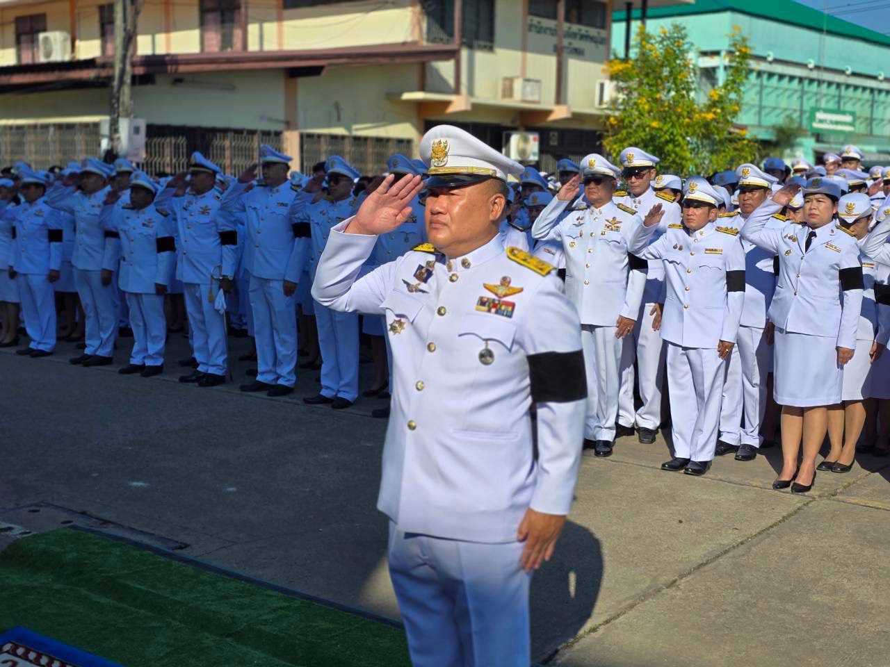 ไฟล์แนบ กปภ.สาขาพิษณุโลก เข้าร่วมพิธีวางพวงมาลาเพื่อน้อมรำลึก เนื่องในวันคล้ายวันสวรรคตของพระบาทสมเด็จพระจุลจอมเกล้าเจ้าอยู่หัว