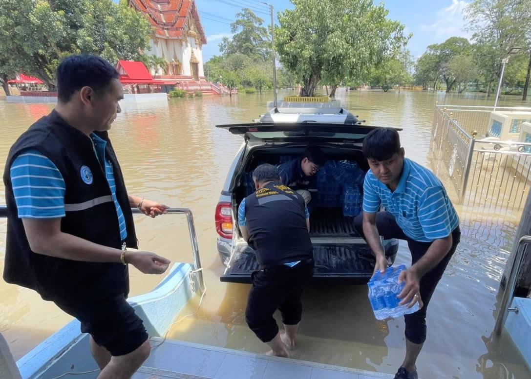 ไฟล์แนบ มท.3 กำชับ กปภ. ช่วยเหลือผู้ประสบภัย ส่งรถ "ทันใส ใสกิ๊ง" และน้ำดื่มบรรจุขวด บรรเทาความเดือดร้อนต่อเนื่อง