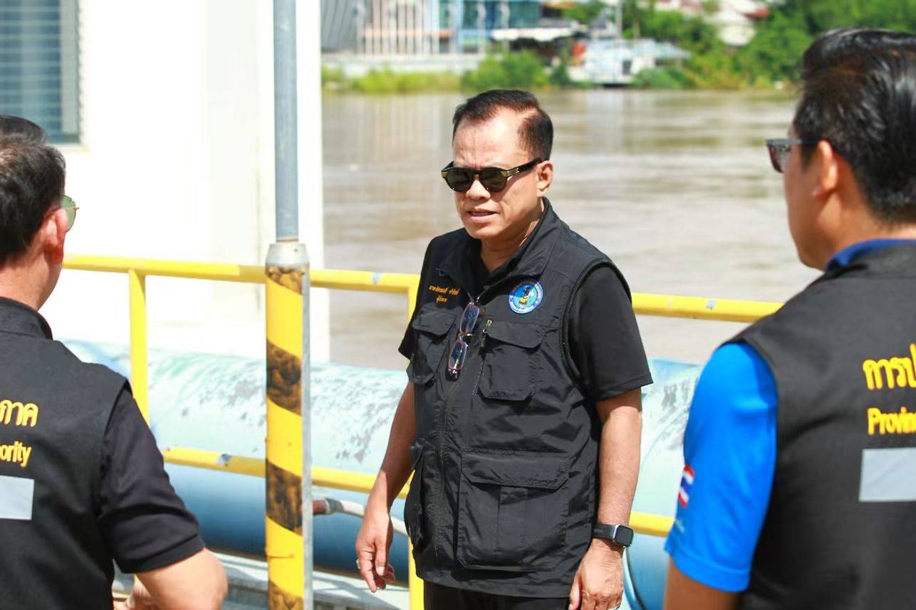 ไฟล์แนบ มท.3 กำชับ กปภ. ช่วยเหลือผู้ประสบภัย ส่งรถ "ทันใส ใสกิ๊ง" และน้ำดื่มบรรจุขวด บรรเทาความเดือดร้อนต่อเนื่อง