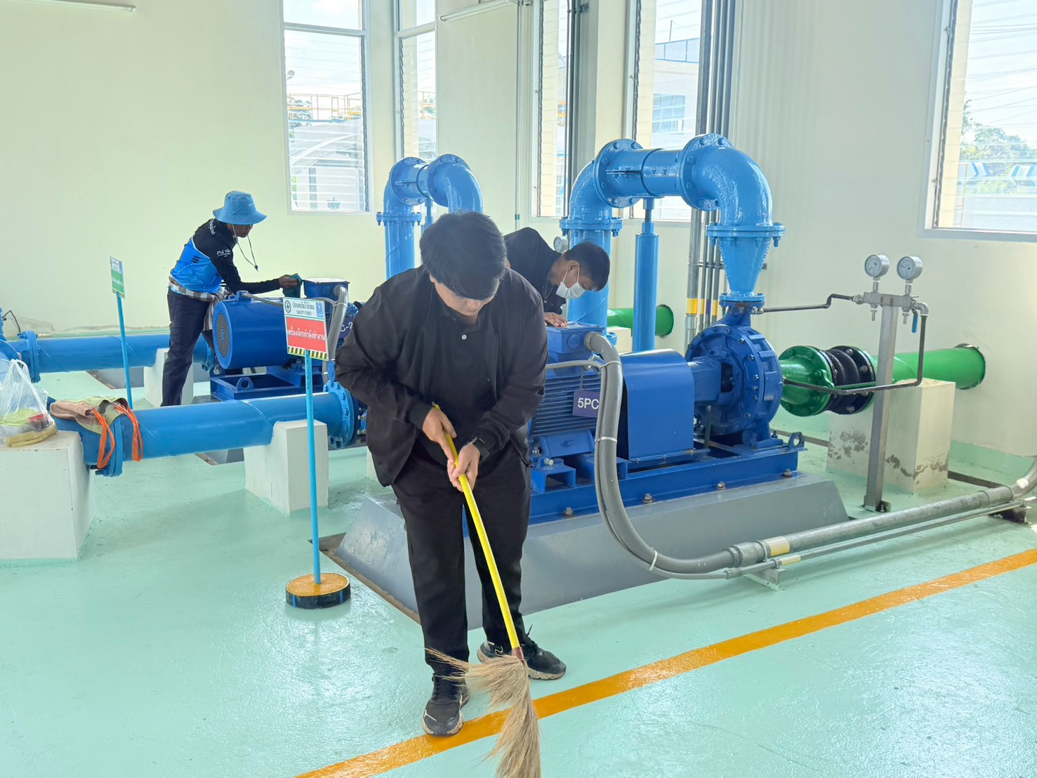 ไฟล์แนบ 💦 กปภ.สาขาภูเขียว จัดกิจกรรม Big Cleaning Day เตรียมความพร้อมสู่การประกวดโรงกรองน้ำดีเด่น ประจำปี 2569