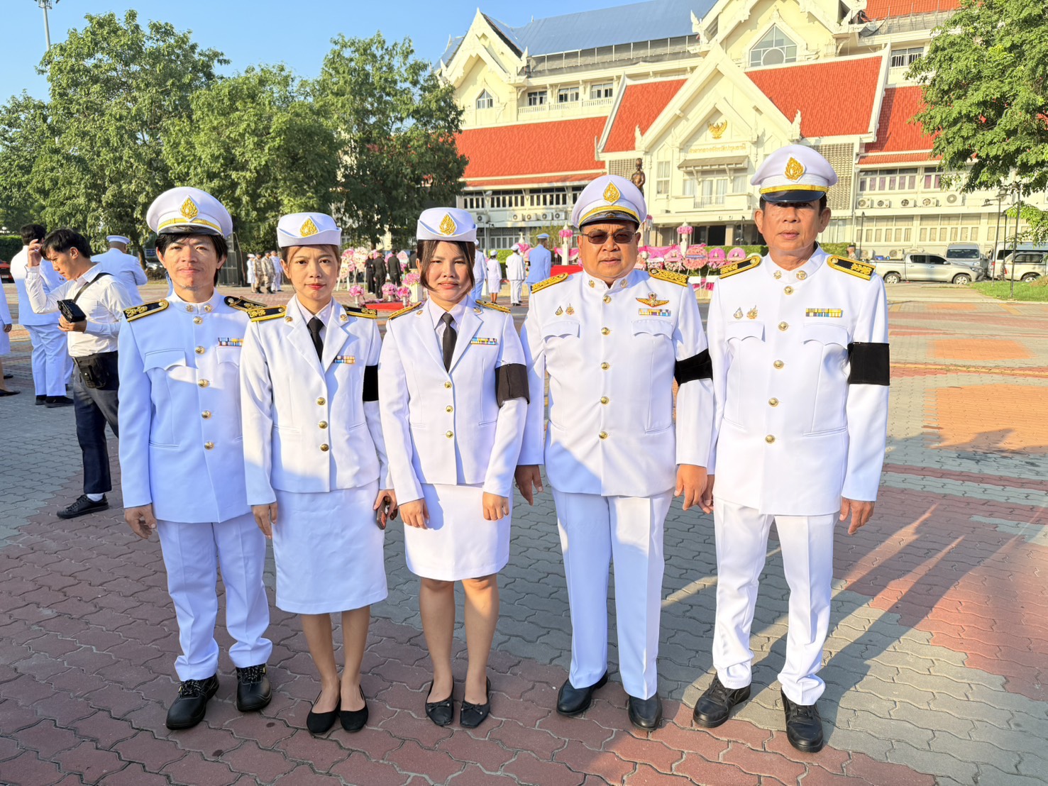ไฟล์แนบ กปภ.สาขาปทุมธานี (พ) เข้าร่วมกิจกรรมงานพิธี  น้อมรำลึกในพระมหากรุณาธิคุณ เนื่องในวันคล้ายวันสวรรคต  พระบาทสมเด็จพระจุลจอมเกล้าเจ้าอยู่หัว (วันปิยมหาราช)  ประจำปีพุทธศักราช 2569