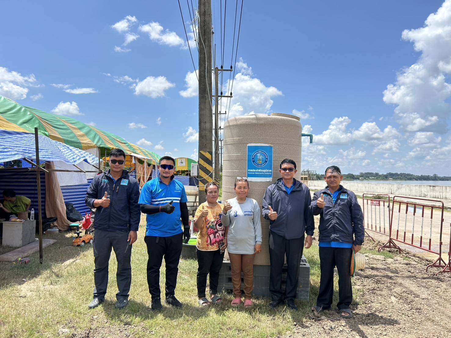 ไฟล์แนบ มท.3 กำชับทุกหน่วยงานบูรณาการช่วยเหลือ-เยียวยาผู้ประสบภัย   กปภ. ระดมสนับสนุนน้ำประปา-น้ำดื่ม บรรเทาความเดือดร้อนต่อเนื่อง