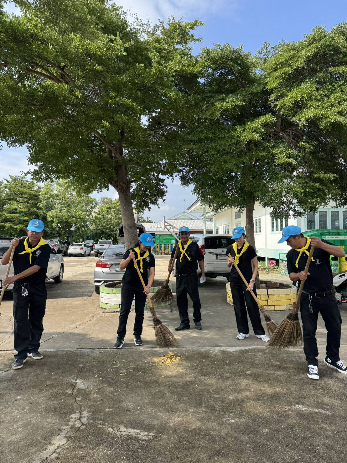 ไฟล์แนบ กปภ.สาขาปทุมธานี (พ) เข้าร่วมกิจกรรมจิตอาสาพัฒนา “เราทำความดี ด้วยหัวใจ” เนื่องในโอกาสวันมหิดล ณ โรงเรียนวัดบัวสุวรรณประดิษฐ์ จังหวัดปทุมธานี