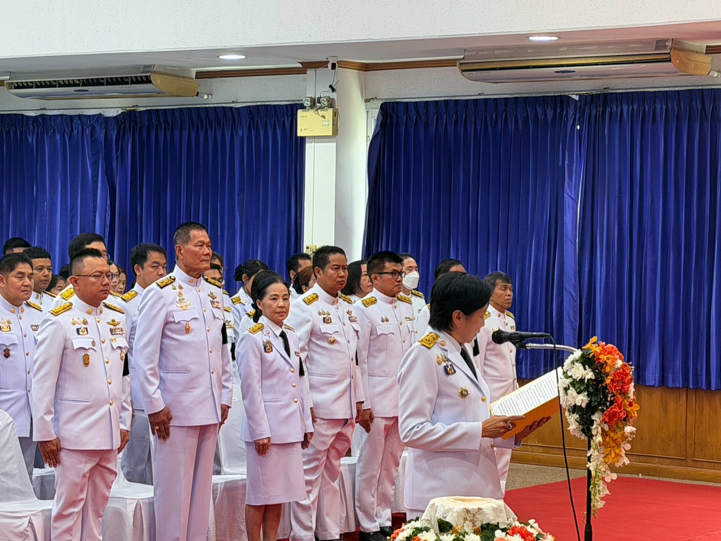 ไฟล์แนบ กปภ.สาขาปทุมธานี (พ) เข้าร่วมพิธีวันคล้ายวันสวรรคต “พระบาทสมเด็จพระจอมเกล้าเจ้าอยู่หัว”  ณ อาคารศาลารักษ์ปทุม ศาลากลางจังหวัดปทุมธานี