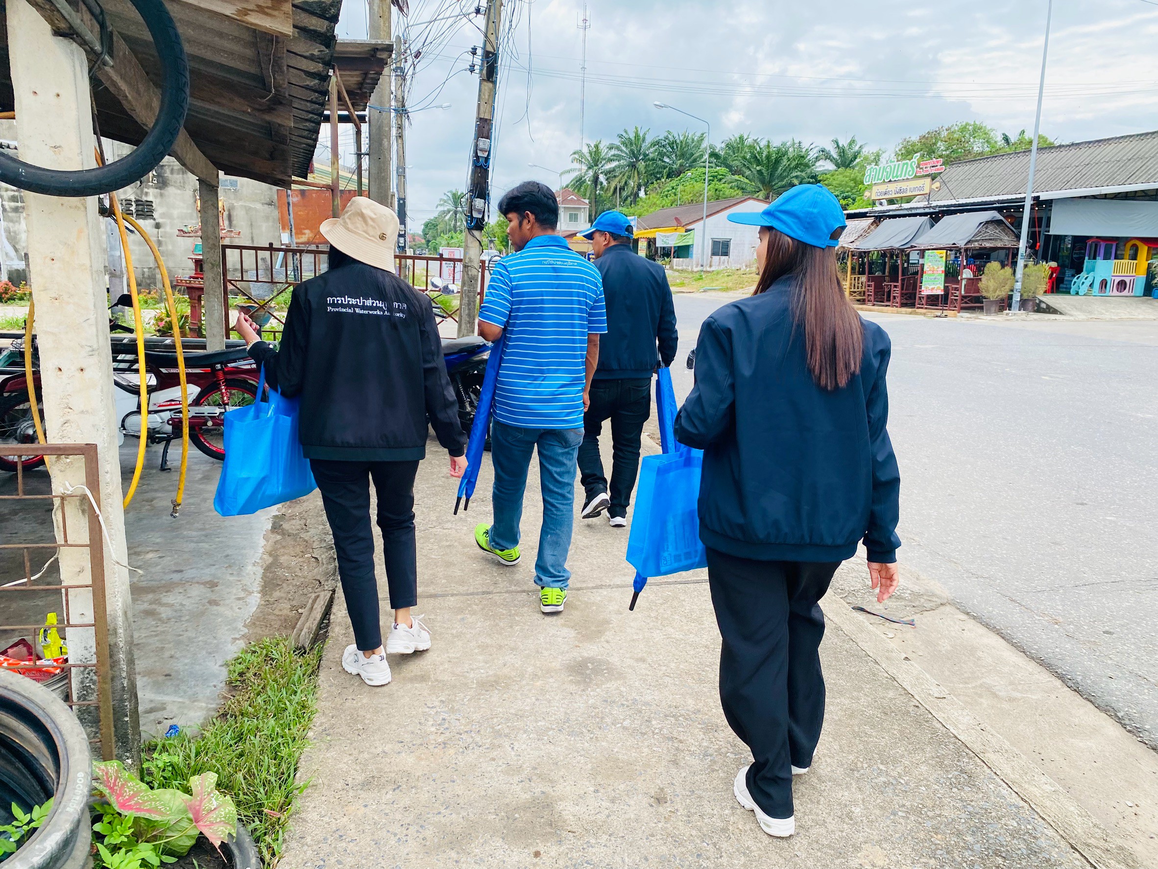ไฟล์แนบ การประปาส่วนภูมิภาคสาขากระบี่ จัดกิจกรรมโครงการ มุ่งมั่นเพื่อปวงชน เติมใจให้กัน ตามแผนการลงพื้นที่ประจำไตรมาส 3/2569 ณ บริเวณพื้นที่  ตำบลเขาพนม อำเภอเขาพนม จังหวัดกระบี่