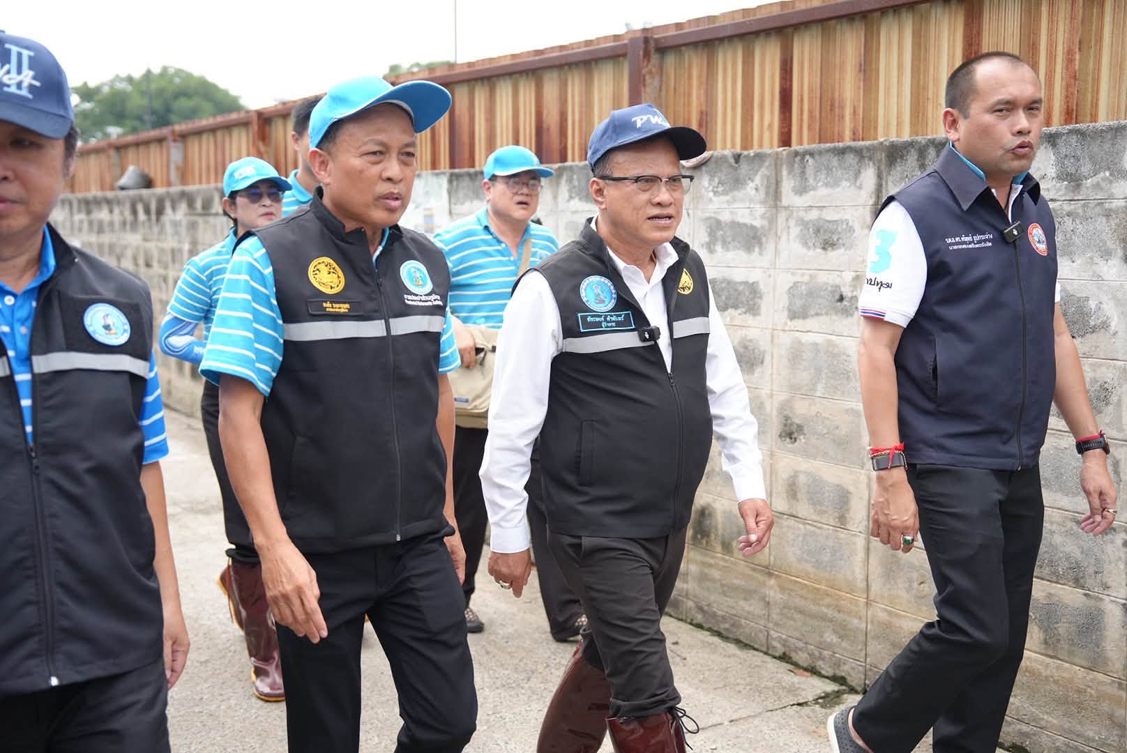 ไฟล์แนบ กปภ.ข.2 ร่วมทีม กปภ. จัดกิจกรรม “กปภ.ห่วงใย ใส่ใจทุกครัวเรือน” ฟื้นฟูและช่วยเหลือประชาชน ณ ชุมชนคลองหนึ่งพัฒนา จ.ปทุมธานี