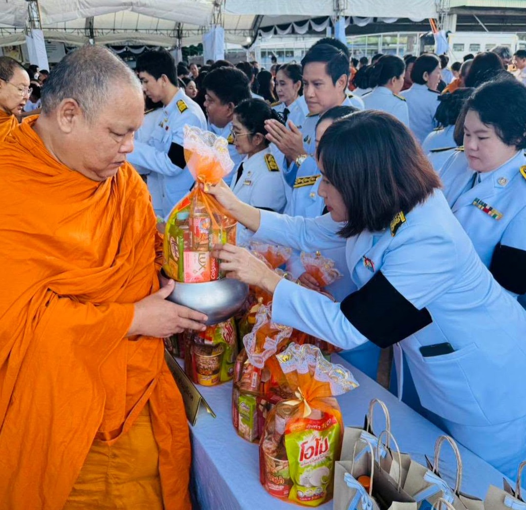 ไฟล์แนบ กปภ.ข.๓ ร่วมพิธีเข้าร่วมพิธีสวดพระพุทธมนต์และพิธีบำเพ็ญกุศลอุทิศถวาย และพิธีทำบุญตักบาตรถวายพระราชกุศล เนื่องในวันคล้ายวันสวรรคต สมเด็จพระนางเจ้าสิริกิติ์ พระบรมราชินีนาถ พระบรมราชชนนีพันปีหลวง ณ จังหวัดราชบุรี