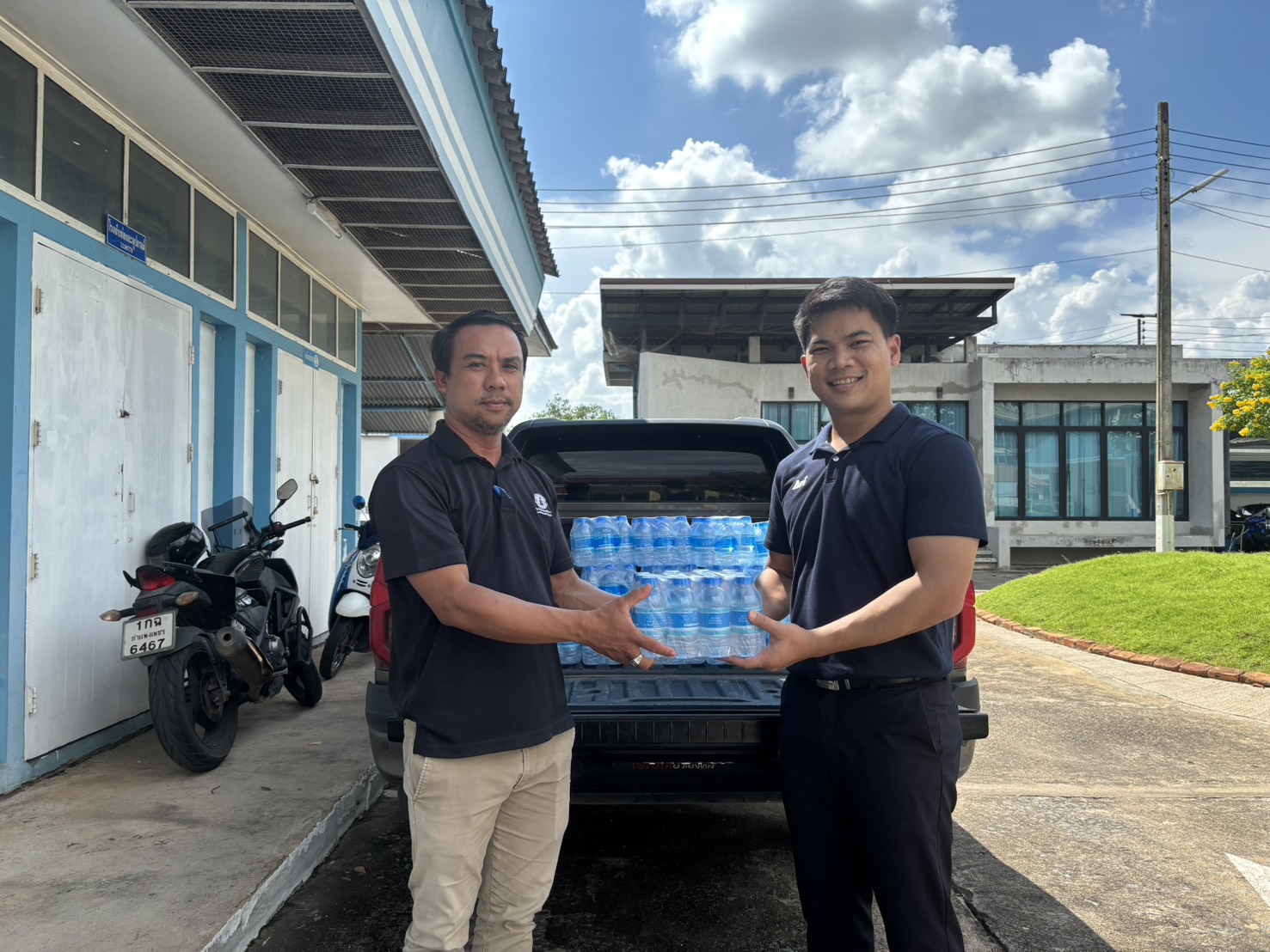 กปภ.สาขากำแพงเพชร ร่วมสนับสนุนน้ำดื่มบรรจุขวด 300 ขวด ในการประกวดธิดากล้วยไข่ งานประเพณีสารทไทย-กล้วยไข่ฯ