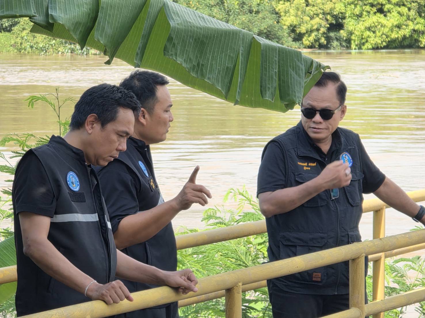 ไฟล์แนบ ผู้ว่าการ กปภ. ลงพื้นที่ติดตามสถานการณ์ระดับน้ำแม่น้ำแม่กลอง เตรียมพร้อมรับมือสถานการณ์อุทกภัย สถานีสูบน้ำดิบท่าแจ่ กปภ.สาขาราชบุรี