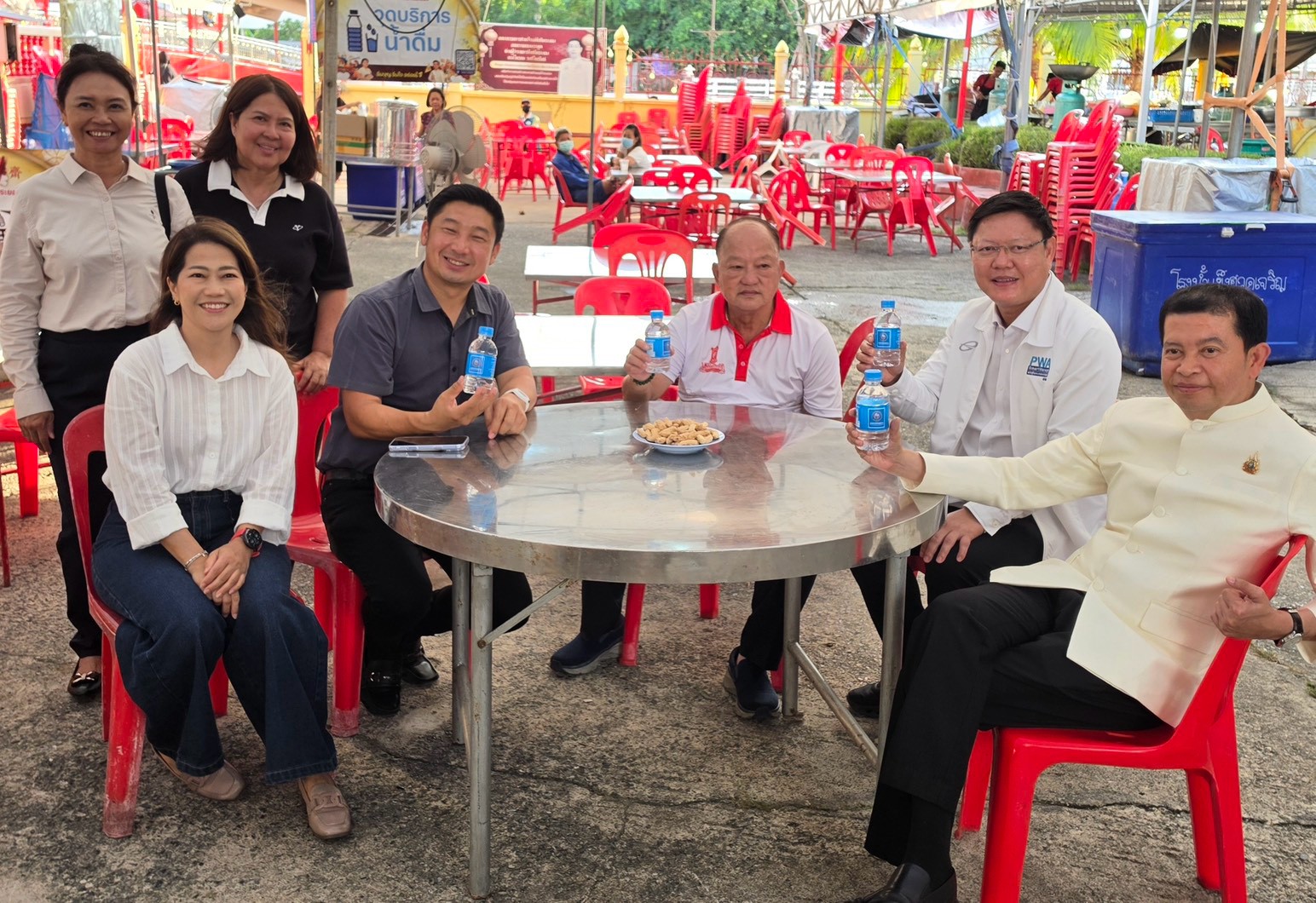 ไฟล์แนบ กปภ.สาขาบ้านฉาง (พ) ร่วมพิธีเปิดและสนับสนุนน้ำดื่ม เทศกาลกินเจ ศาลเจ้าแม่ทับทิม จ.ระยอง