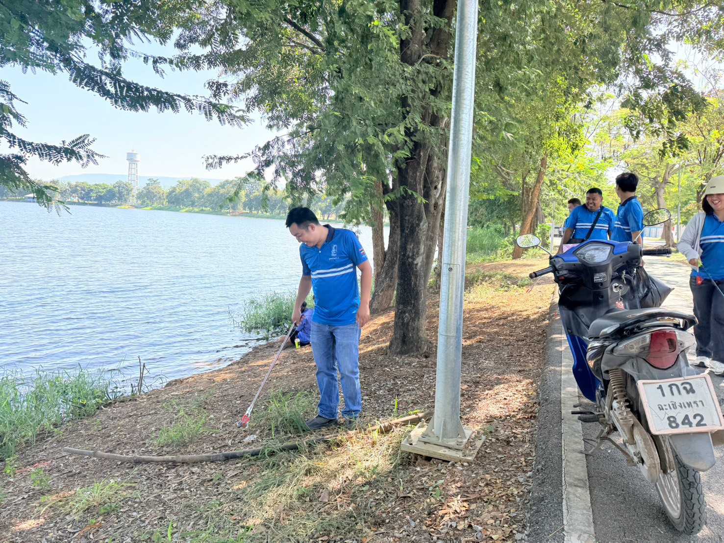 ไฟล์แนบ กปภ.สาขาภูเขียว รวมพลังจิตอาสา “ทำความดีด้วยหัวใจ” พัฒนาภูมิทัศน์หนองผักปัง สืบสานพระราชปณิธานเพื่อสังคมและสิ่งแวดล้อม