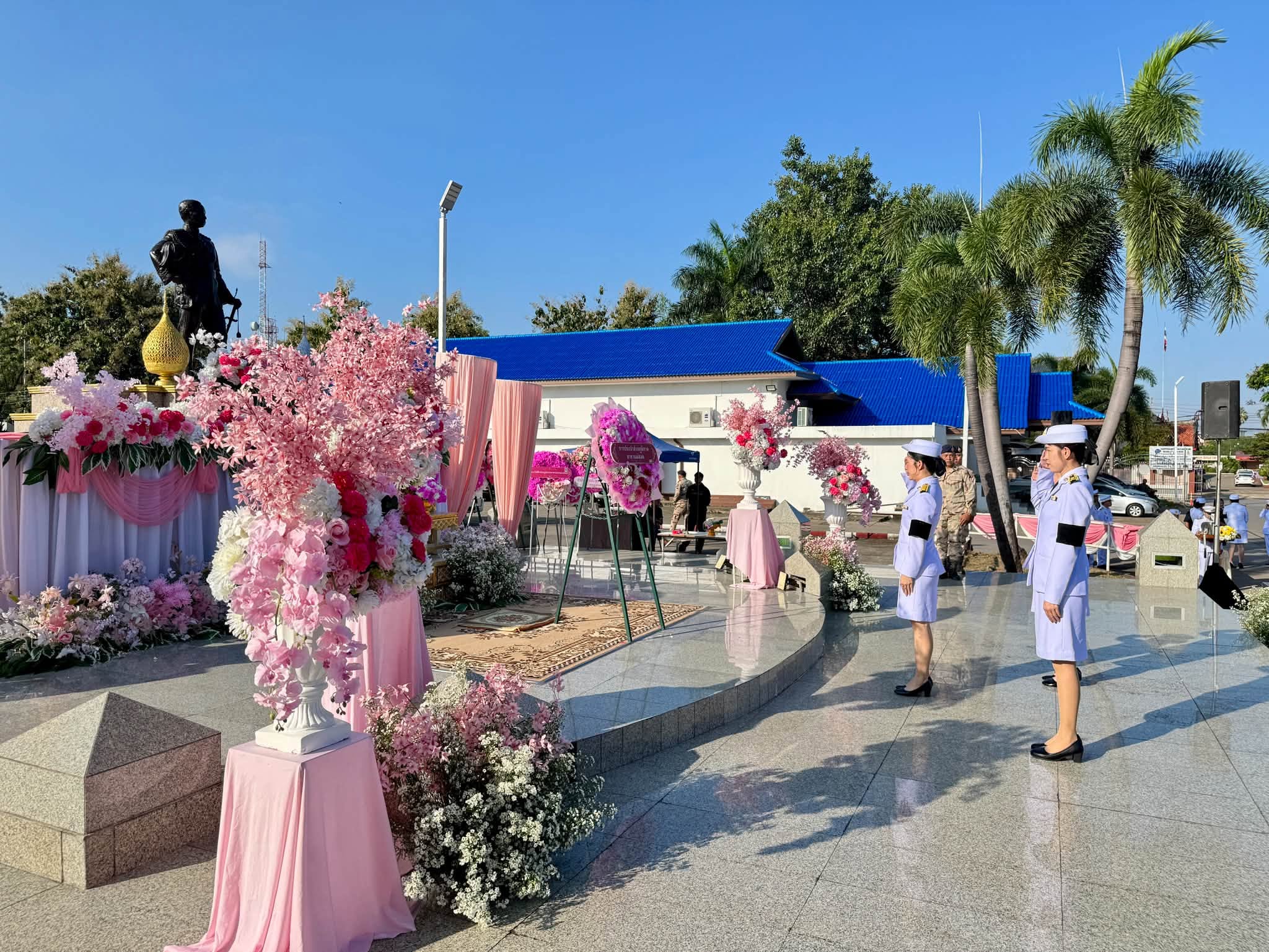 ไฟล์แนบ การประปาส่วนภูมิภาคสาขาแม่สอด ร่วมพิธีวางพวงมาลา วันปิยมหาราช 2569