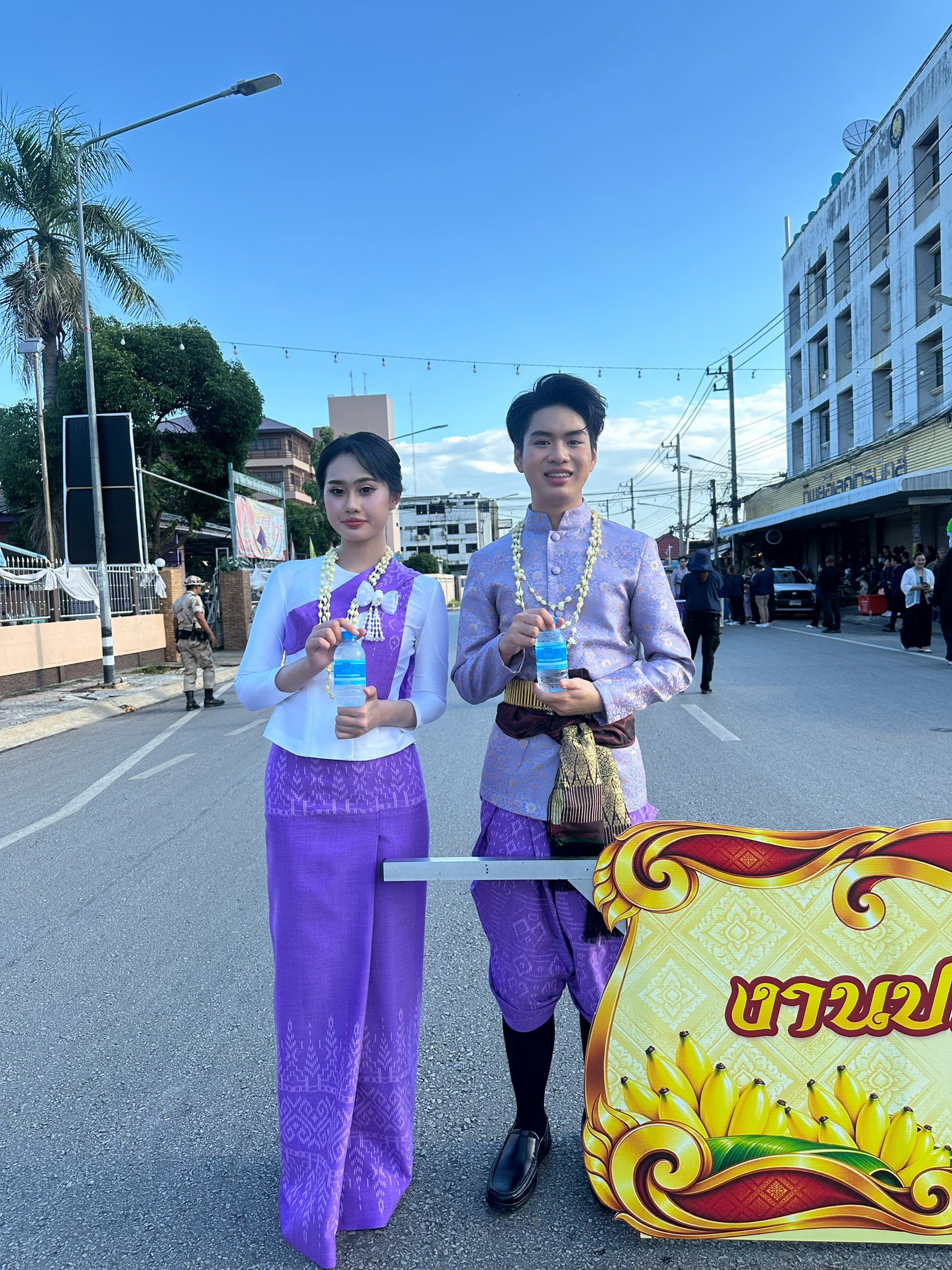ไฟล์แนบ กปภ.สาขากำแพงเพชร ร่วมสนับสนุนน้ำดื่ม 500 ขวด ในงานประเพณี "สารทไทย-กล้วยไข่ และของดีเมืองกำแพง" ประจำปี 2569