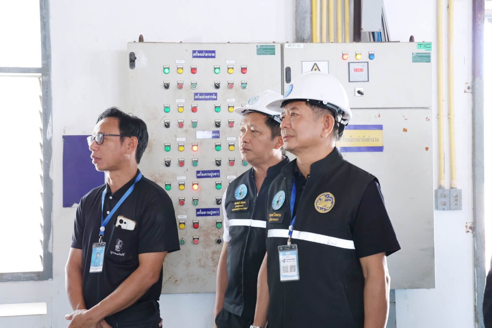 ไฟล์แนบ รปก.2 และคณะผู้บริหารฯ ลงพื้นที่ตรวจเยี่ยม กปภ.สาขาร้อยเอ็ด